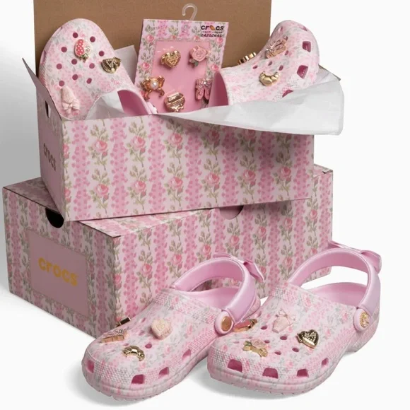 🎀CROCS Kids' x LoveShackFancy Bow Back Classic Clog PINK MILK with Charms🎀 - Picture 6 of 12